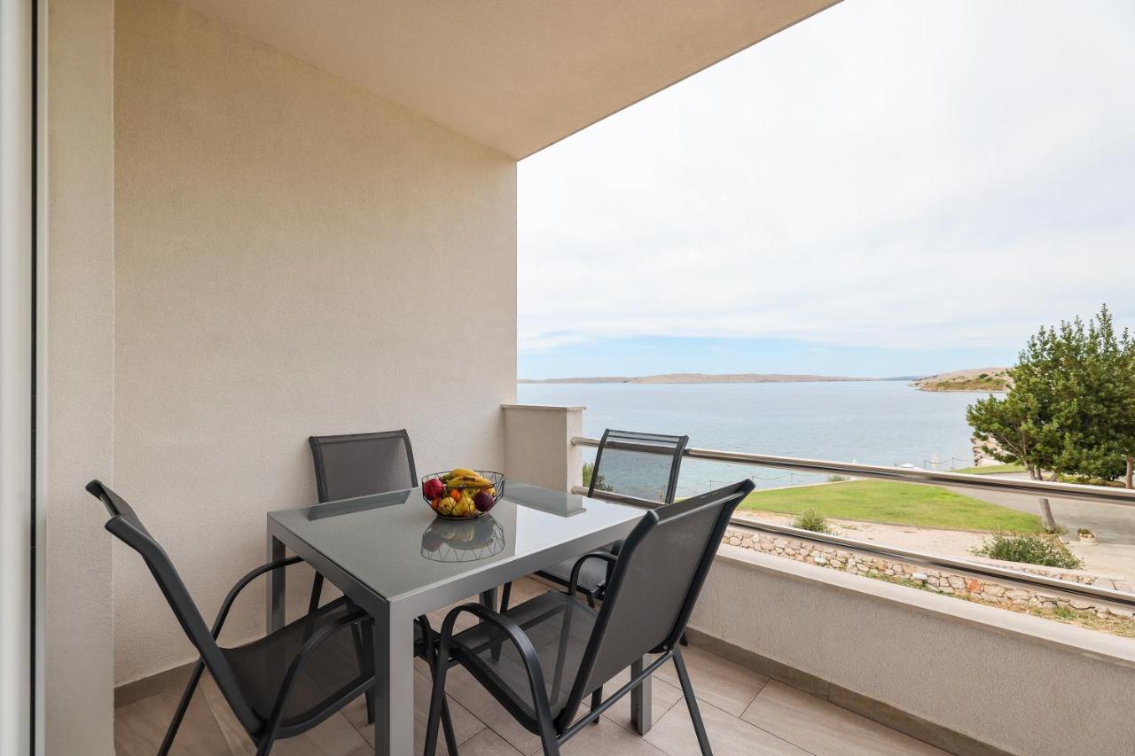 Beachfront Apartments Tic With Seaview Miletici Exterior foto