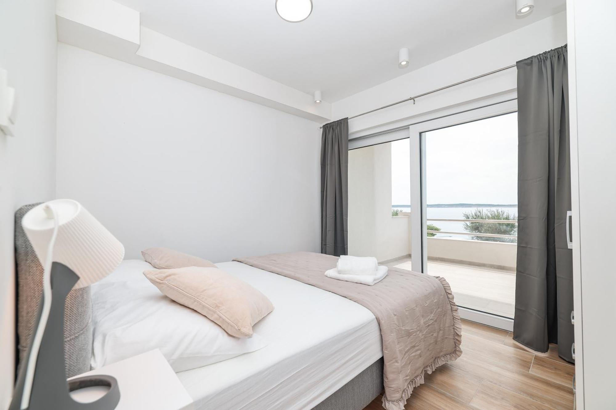 Beachfront Apartments Tic With Seaview Miletici Exterior foto
